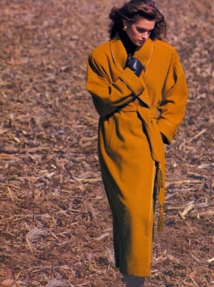 Timeless Style - Picture 2 of 7